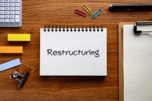 curso de reestructuración empresarial